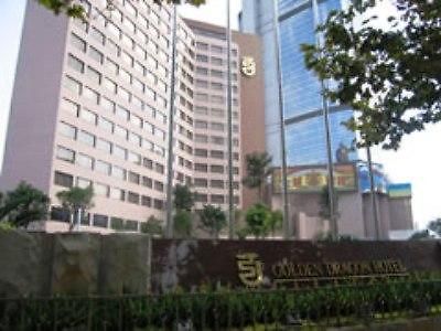 Hotel Golden Dragon Kunming Esterno foto